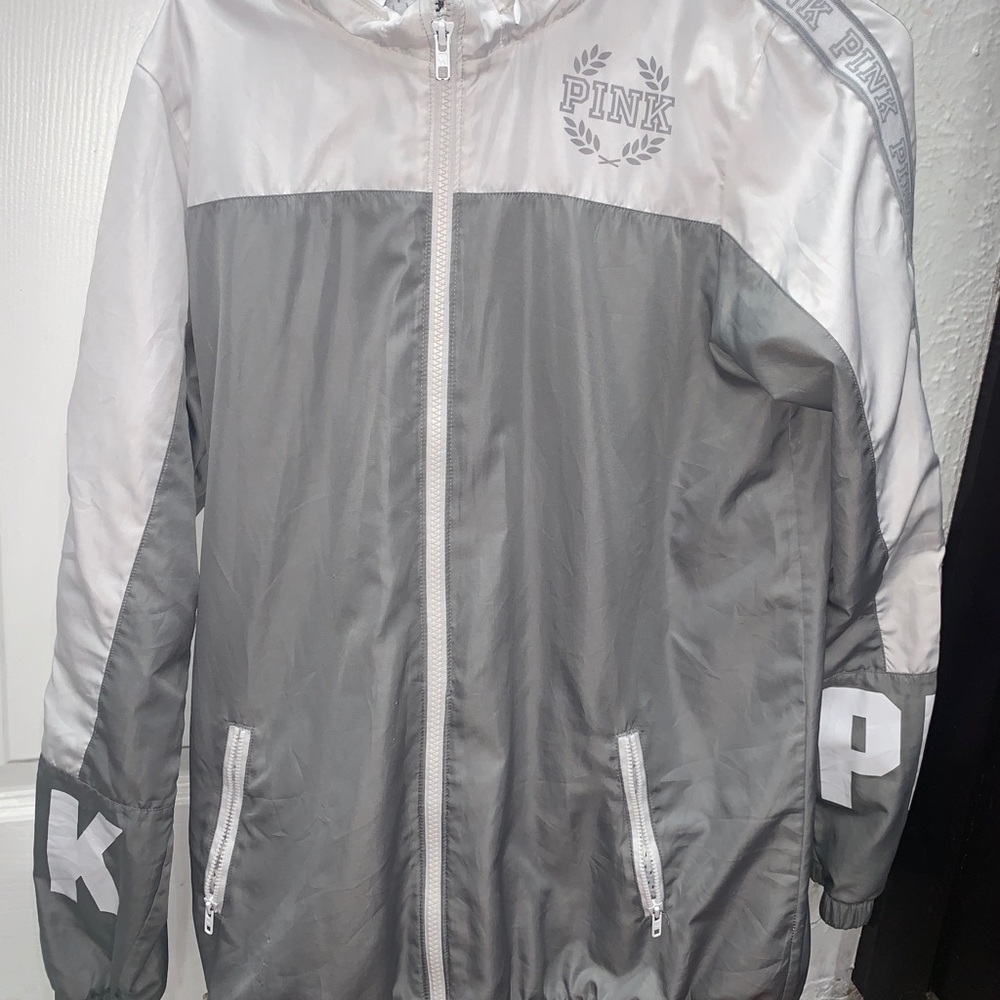 Wind breaker 🤩 PINK